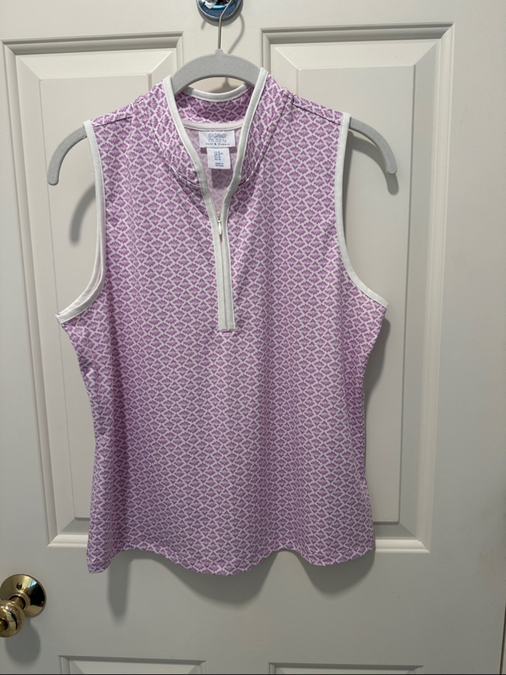 NWOT Sigrid Olsen Lavender Patterned Sleeveless Zip Mock Neck Top